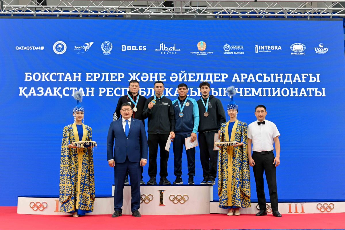 Семейде бокстан Қазақстан чемпионатының финалы өтіп жатыр