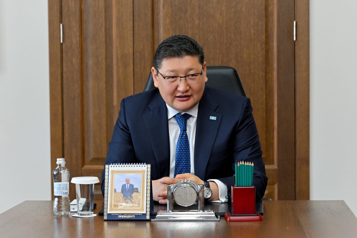 Облыс әкімі Парламент Мәжілісінің депутаттарымен кездесті