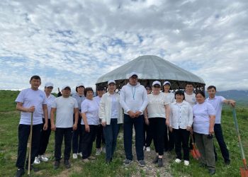 Табиғат — аманат! “AMANAT” партиясының “Таза бейсенбі” экологиялық акциясы Үржар ауданында өтті