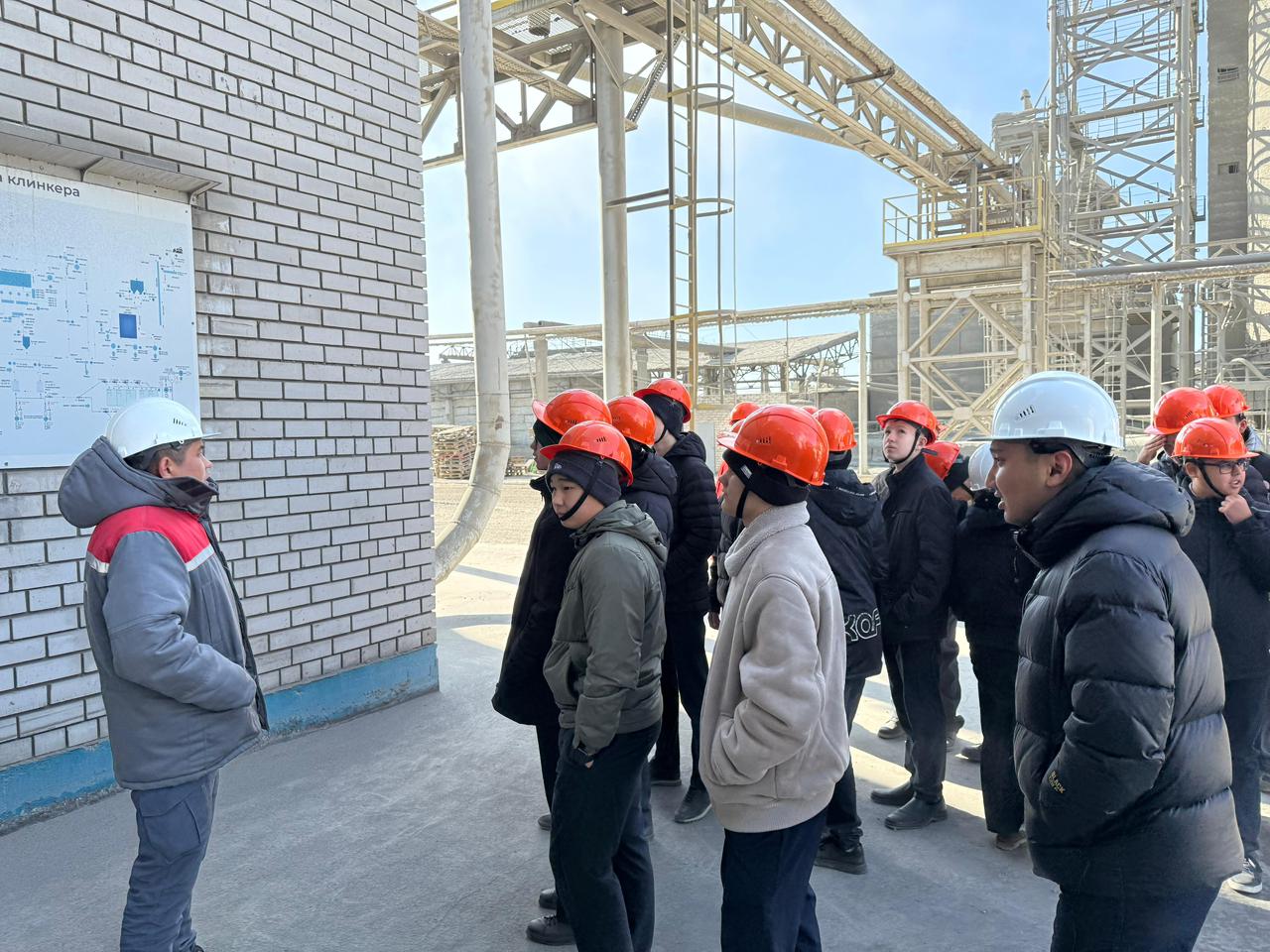 Жастарды жұмысшы мамандықтарға баулу – өңір дамуының жаңа серпіні
