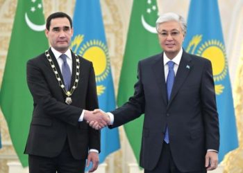 Мемлекет басшысы Түрікменстан Президентін «Алтын Қыран» орденімен марапаттады