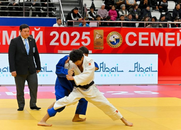 Семейде ұлттық дзюдо біріншілігі ашылды: 569 спортшы татамиге шықты