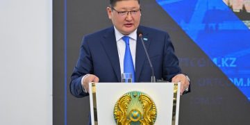 Абай облысы қалай дамып жатыр: Берік Уәли Орталық коммуникациялар қызметінде алдағы жоспарлар туралы баяндады