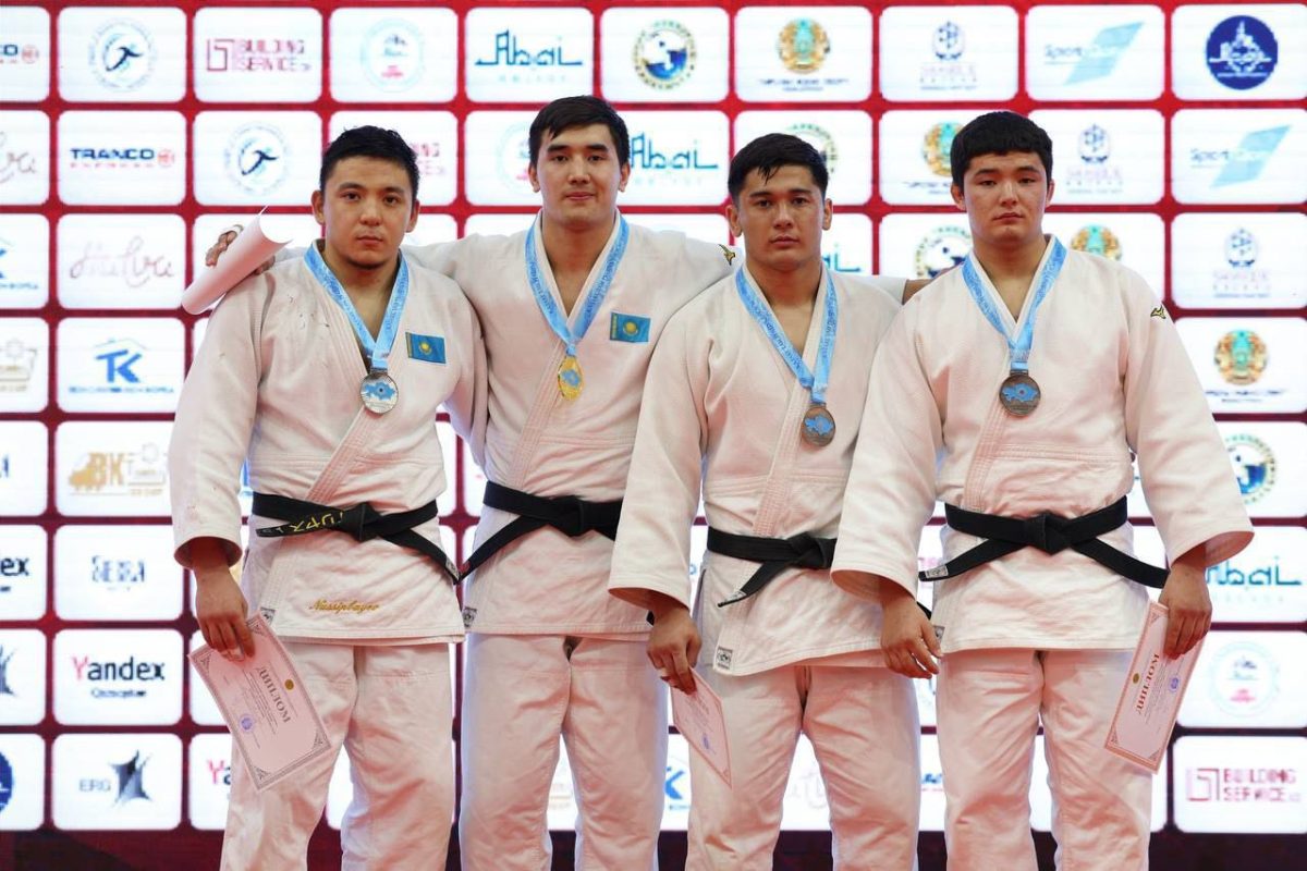 Абай облысының дзюдошылары аралас-командалық сында ел чемпионы атанды