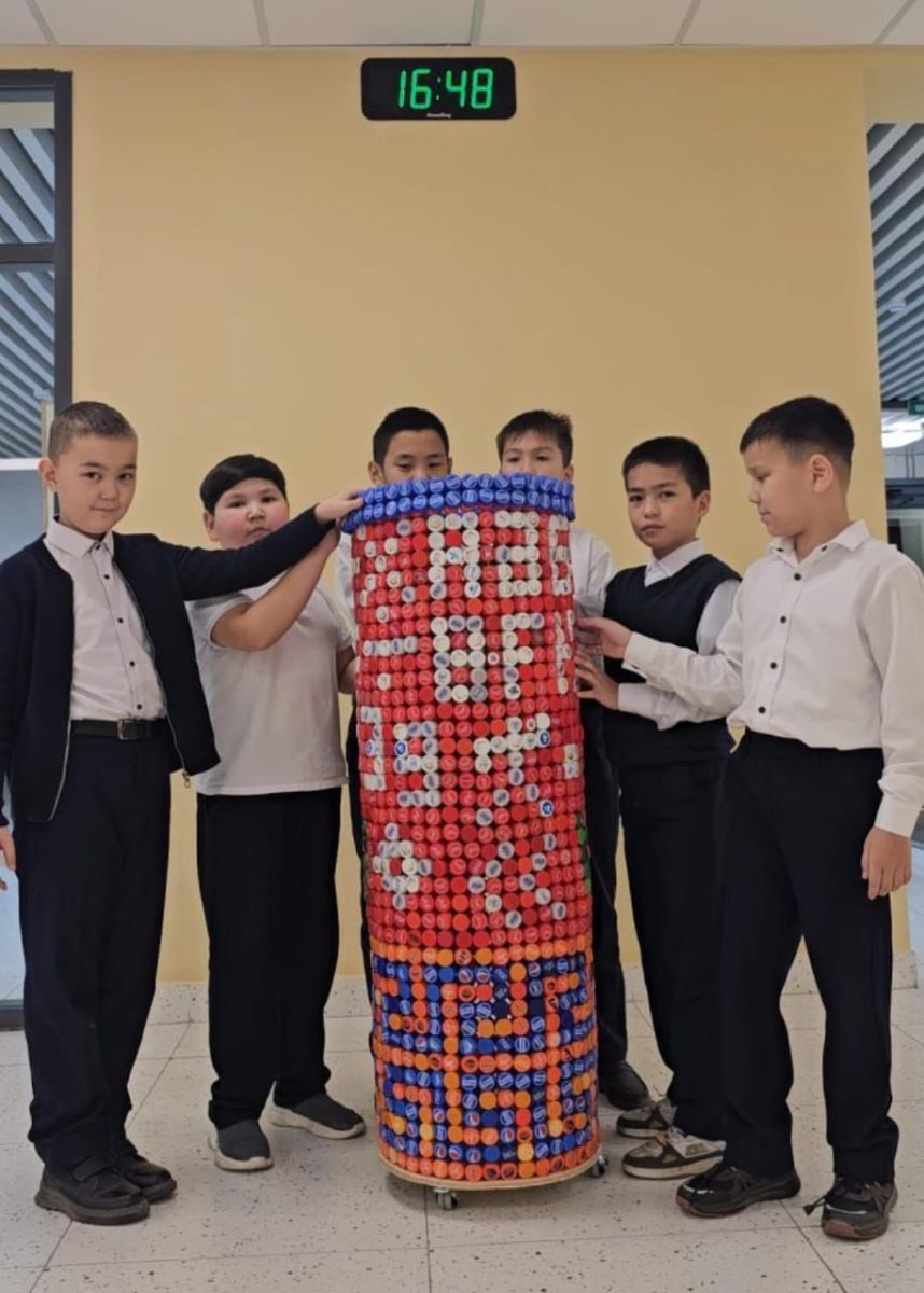 Келешек мектебінде пластик қақпақтардан EcoBox жасалды