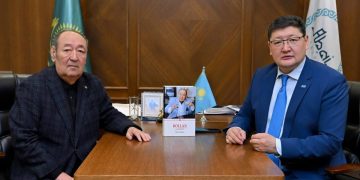 Берік Уәли мен Роллан Сейсенбаев Абай мұрасын насихаттау мәселесін талқылады