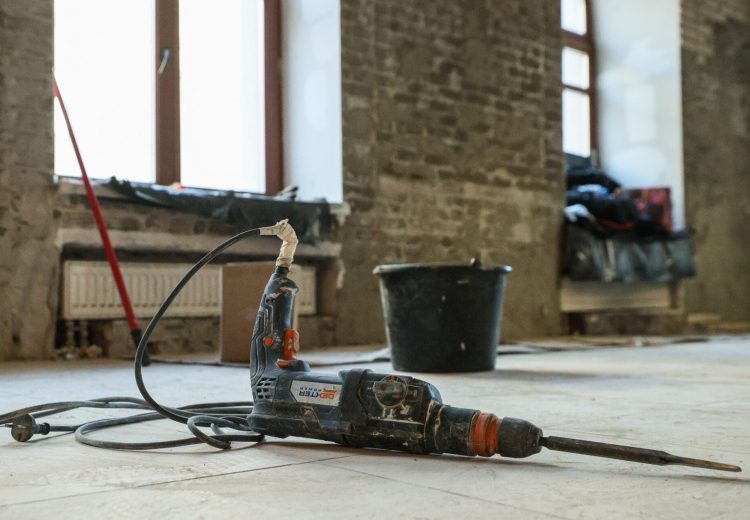 Мерзімінде аяқталмаған жөндеу жұмысы үшін орындаушы жазаланды