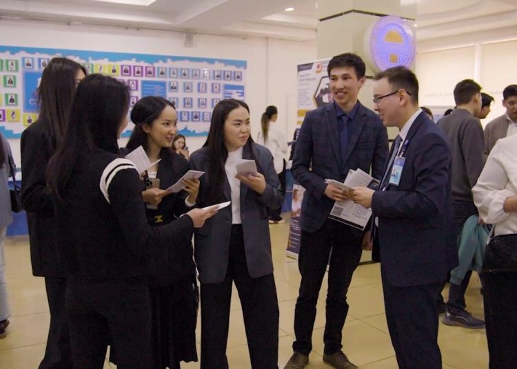 Мемлекеттік қызмет жас кадрларды тарту бағытындағы жаңа мүмкіндіктер