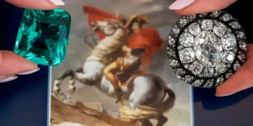 Наполеон әскерінен қалған түйреуіш аукционда 4,4 млн долларға сатылды