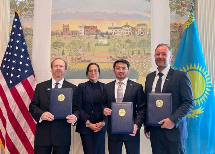 Қазақстан, Clearbrook және AG-Tech энергия сақтау жүйелерін өндіретін зауыт салады