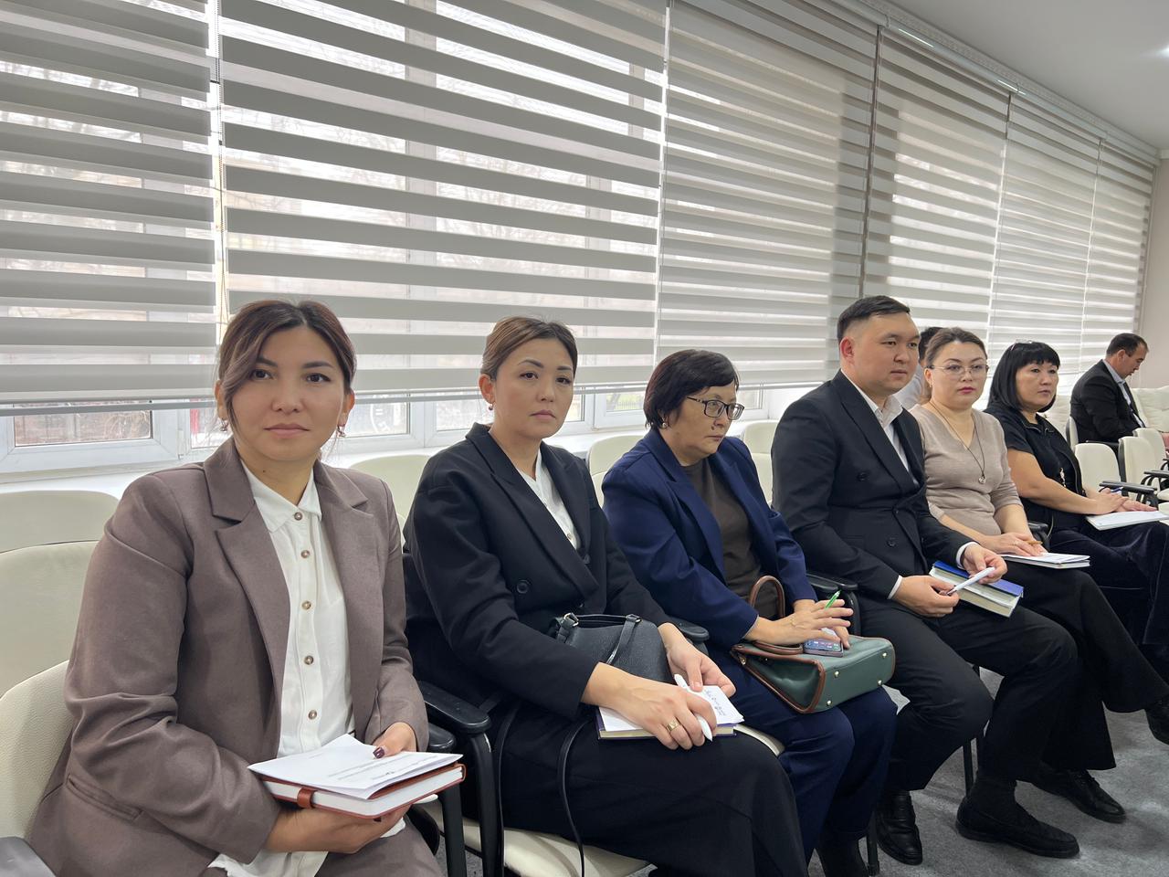 «AMANAT» партиясының қолдауымен педагогтерге арналған жасанды интеллект курсы іске қосылды