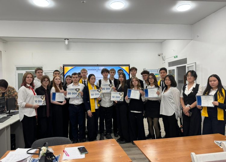 Шәкәрім университетіндегі қаржылық сауаттылық олимпиадасы: сенімді болашаққа бастар қадам