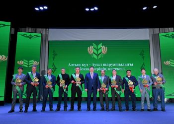 Абай облысында ауыл шаруашылығы еңбеккерлеріне құрмет көрсетілді