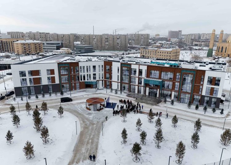 Семейде заманауи Оқушылар сарайы ашылды