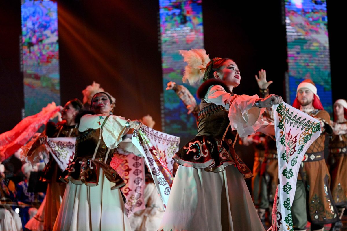 Шымкенттің өнерпаздары Абай еліне арнайы бағдарлама алып келді