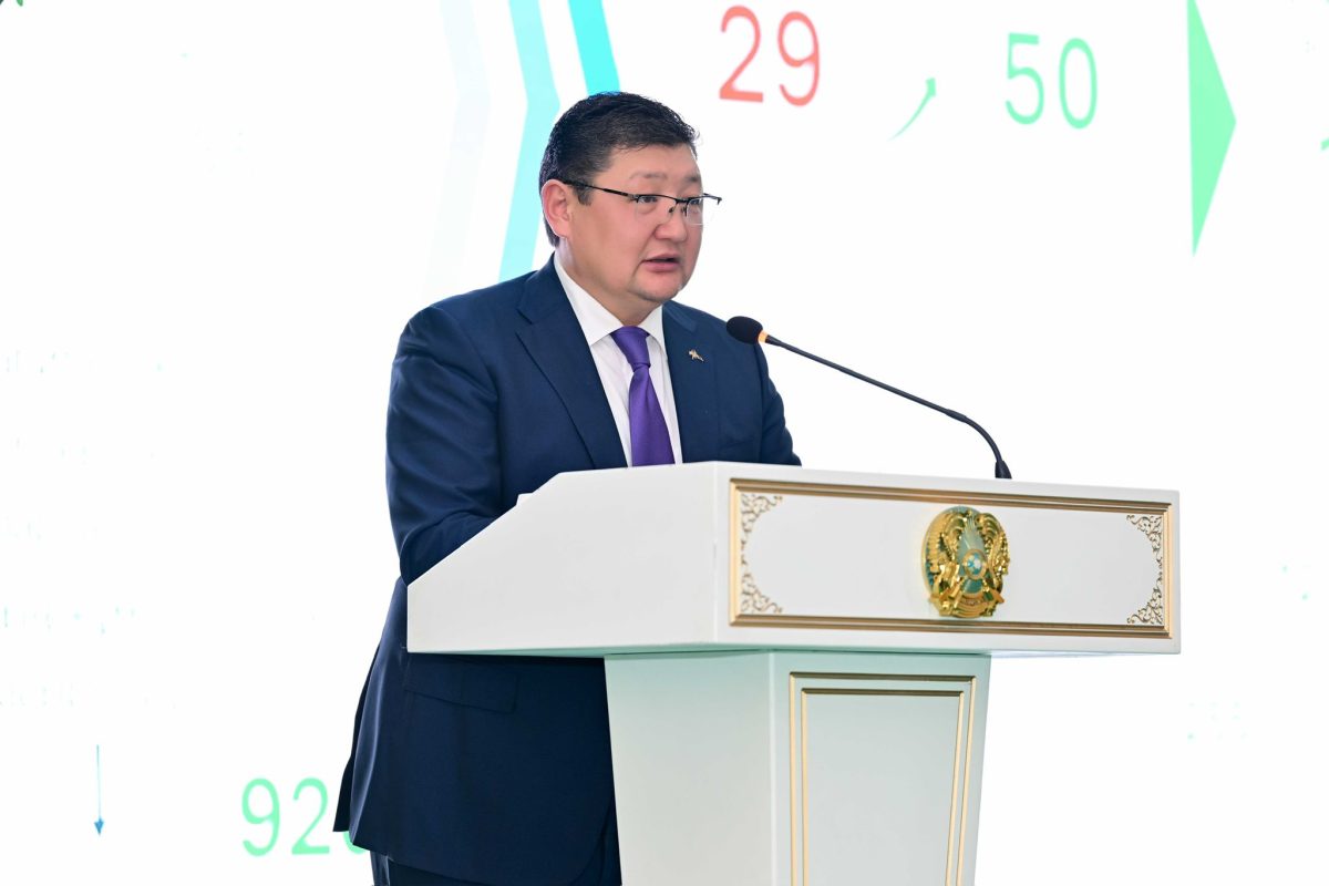 Берік Уәли Қайнарда Жаңасемей ауданының даму мәселелерін талқылады