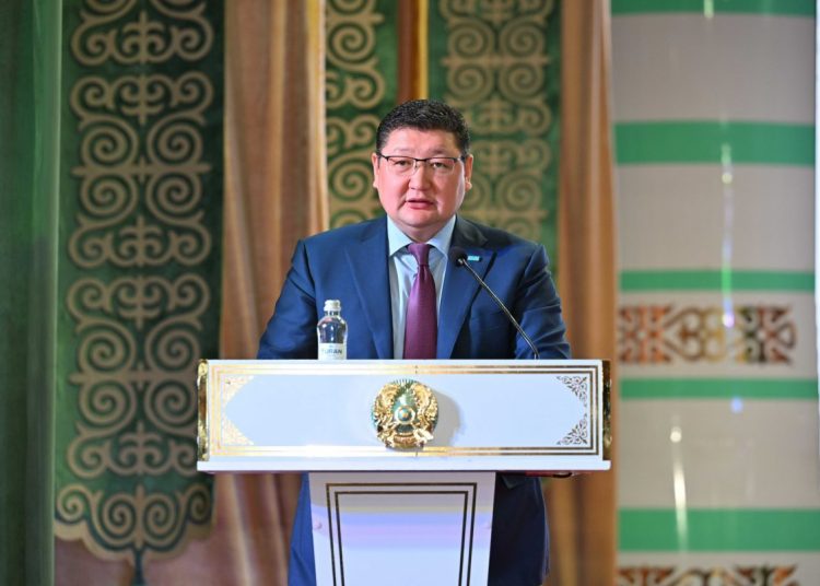 Берік Уәли Аягөз халқымен жүздесіп, өзекті сұрақтарға жауап берді