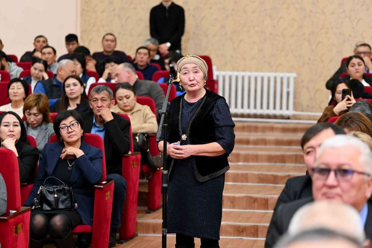 Берік Уәли Қайнарда Жаңасемей ауданының даму мәселелерін талқылады