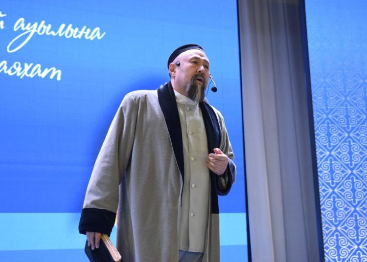 «Абай жолы» топтамасы толықты: Семейде 19 автордың 25 кітабы таныстырылды