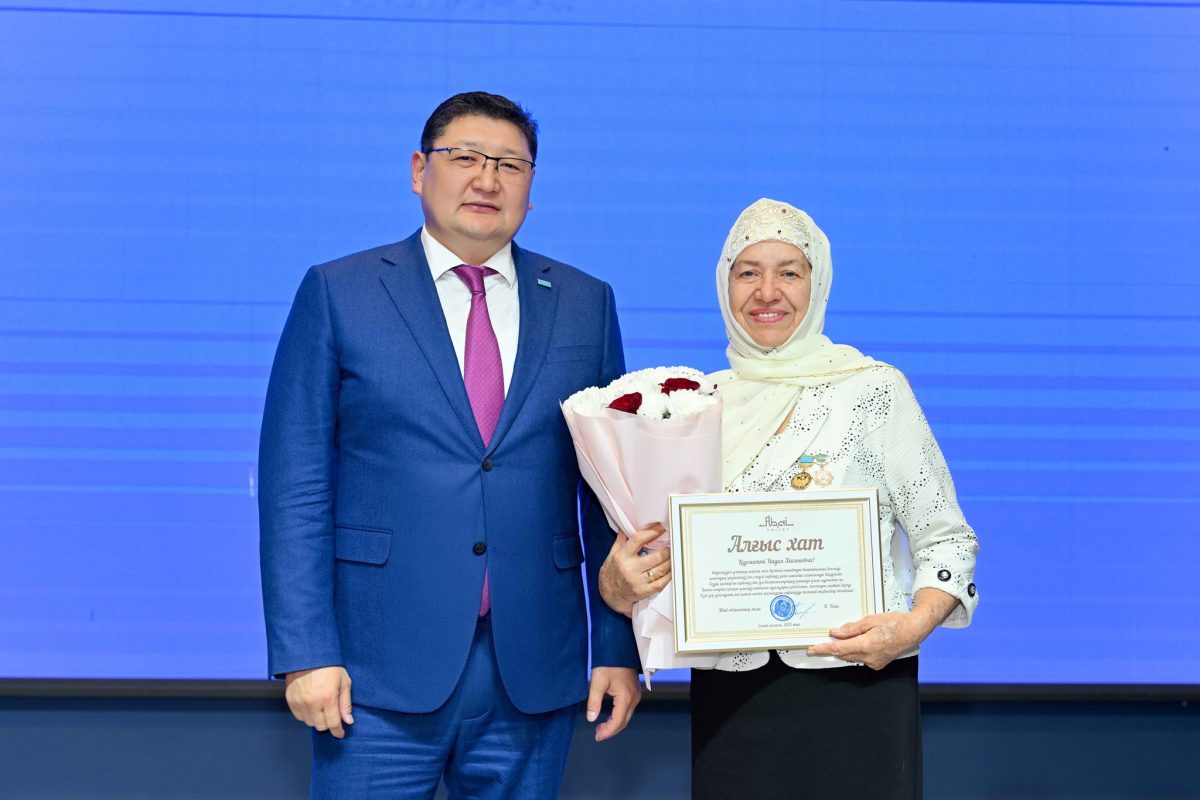 Семейде «Достық-2025» байқауының үздіктері марапатталды