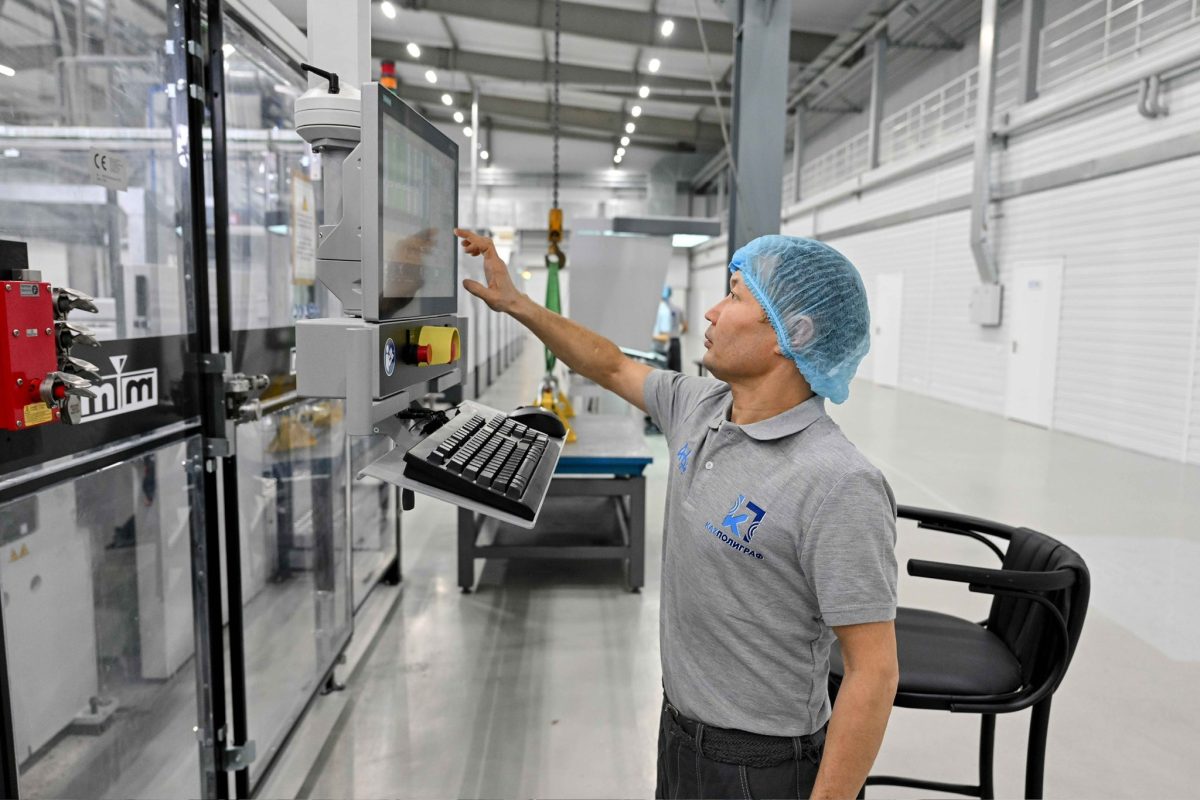 Семейде заманауи картон қаптамалар цехы ашылды