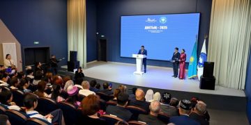 Семейде «Достық-2025» байқауының үздіктері марапатталды