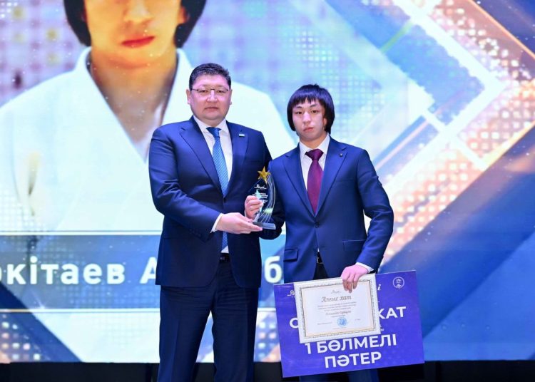 Семейде спорттың «Жыл үздігі – 2025» лауреаттары анықталды