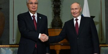Мемлекет басшысы Қасым-Жомарт Тоқаев Ресей Президенті Владимир Путинмен кездесу өткізді