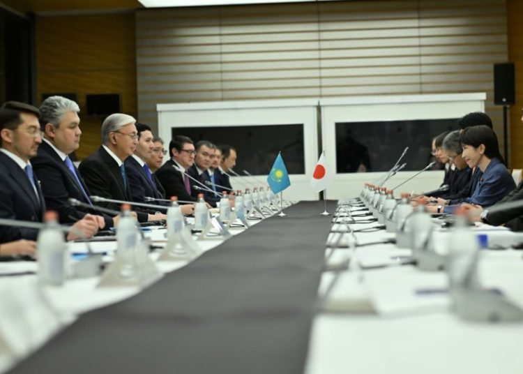 Жапония Премьер-министрі Қазақстан Президентінің ресми сапары екі елдің өзара тиімді ынтымақтастығына тың серпін беретініне сенім білдірді