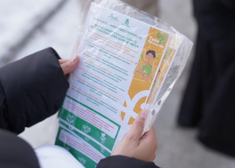 «Менің қалам – менің жауапкершілігім»: Абай облысында экологиялық мәдениетті қалыптастыруға бағытталған ақпараттық акция өтті