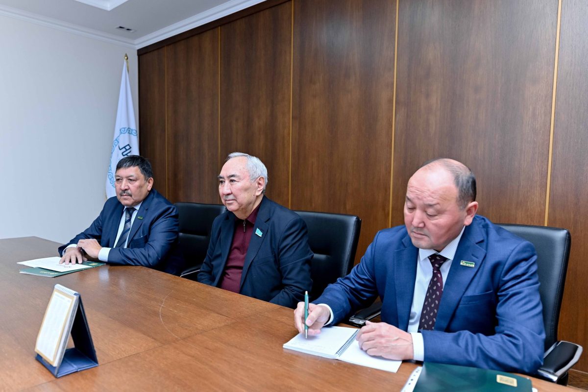 Берік Уәли мен Жигули Дайрабаев ауыл шаруашылығындағы жобаларды пысықтады