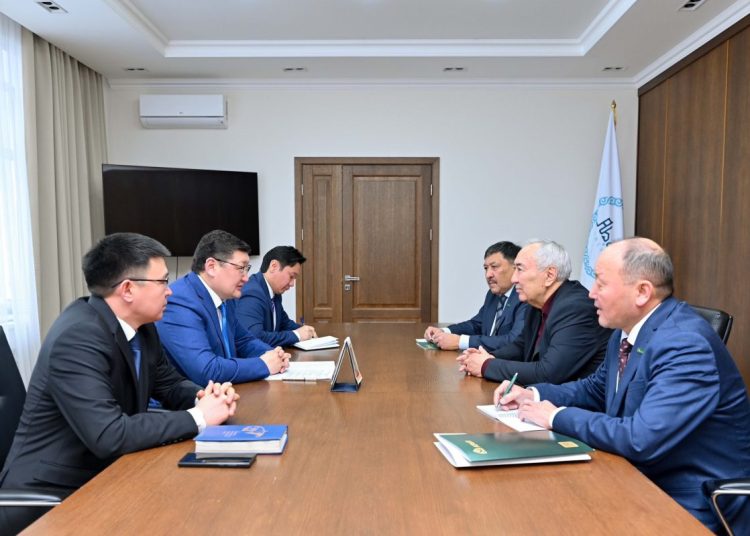 Берік Уәли мен Жигули Дайрабаев ауыл шаруашылығындағы жобаларды пысықтады