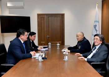 Өңірдің өткені мен ертеңі сөз болды: аймақ басшысы ақсақалдар және зиялы қауыммен жүздесті