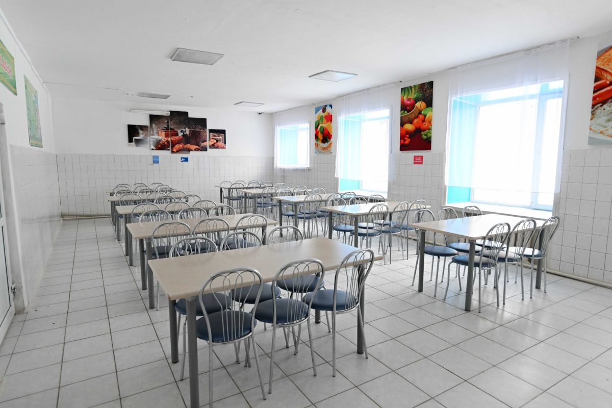 Облыс әкімі Семейдегі дарынды балаларға білім беретін лицейде болды