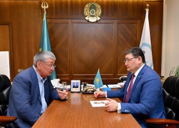 Берік Уәли Иранбек Оразбаевпен жүздесті: Абай мұрасы мен өңір мәдениеті талқыланды