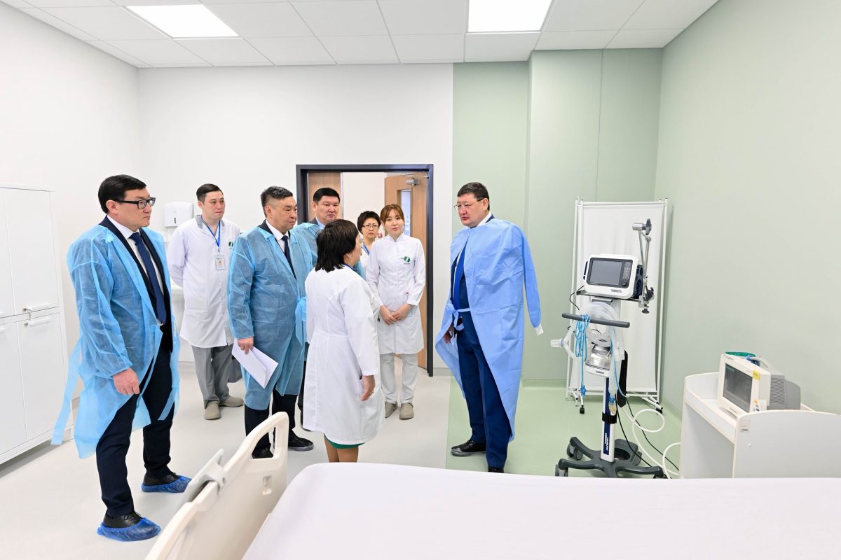 Өңір басшысы жаңа нефрологиялық қызметтің жұмысымен танысты