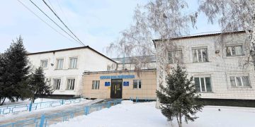 Облыс әкімі Семейдегі дарынды балаларға білім беретін лицейде болды