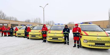 Семейде жедел жәрдемнің автопаркі жаңарып жатыр: алғашқы 10 көлік тапсырылды
