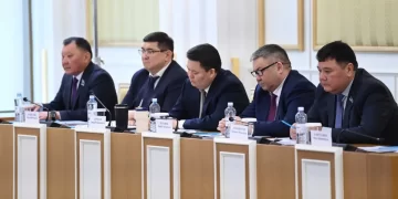 Конституциялық комиссия Қазақстанның жаңа Конституциясының бірінші жобасын дайындады