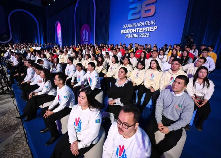 Президент волонтерлерге: Сіздер қазақтың мейірбан ұлт екенін іс жүзінде көрсетіп жүрсіздер