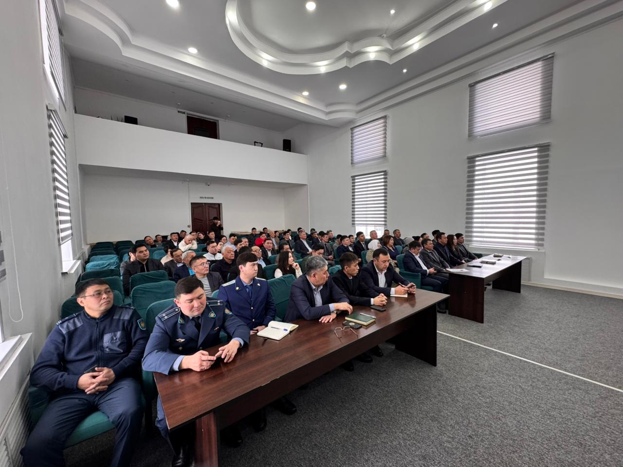 Аягөзде депутат Нұртай Сабильянов тұрғындармен кездесті