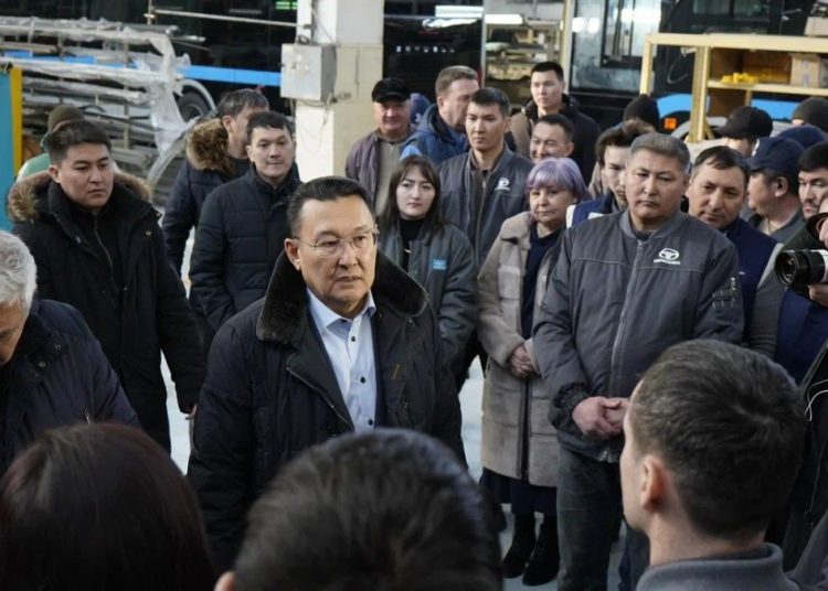 АБАЙ ОБЛЫСЫНДА ӨҢІРЛІК КОАЛИЦИЯ ӨНДІРІС ҰЖЫМЫМЕН КЕЗДЕСУ ӨТКІЗДІ