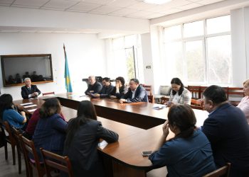 Конституциялық реформаның тарихи мәніне талдау жасалды