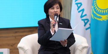 Негізгі заңға әйелдер көзқарасы: «AMANAT» партиясының Әйелдер қанаты жаңа Конституция жобасын әзірлеуге атсалысуда