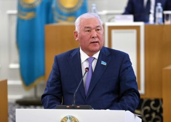 Депутат халықаралық шарттардың басымдығына қатысты Конституциядағы өзгерістерді түсіндірді