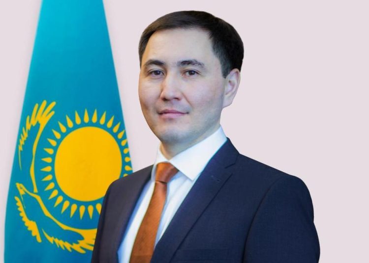 ҚСЗИ директоры: сауалнамаға қатысқан қазақстандықтардың басым көпшілігі Конституциялық реформаны қолдады