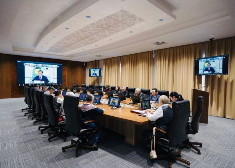 ҚХА өңірлермен онлайн кеңес өткізіп, жаңа Конституция жобасын талқылады