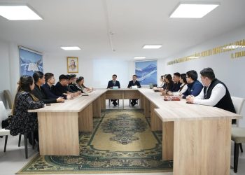 Семей қаласында «Жастар және Конституция: болашақ үшін бірге» тақырыбында пікірталас алаңы өтті