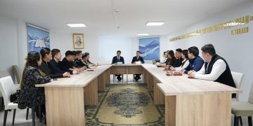 Семей қаласында «Жастар және Конституция: болашақ үшін бірге» тақырыбында пікірталас алаңы өтті