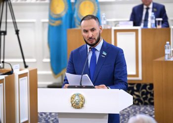 «Respubliсa» партиясы жаңа Конституция жобасын қолдайды – Айдарбек Қожаназаров